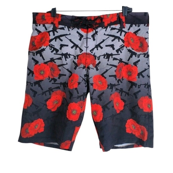 UNDR Industries Lest We Forget Board Shorts Swim Trunks Men L 38x11 Black Red - Picture 7 of 8
